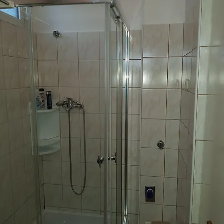 Stipan & Pensjonat 3*